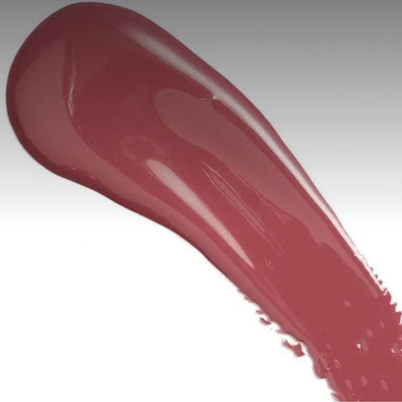 Entranced - Makeup Obsession Lip Gloss – (High Pigment Glossy Finish) - Picture 2 of 3